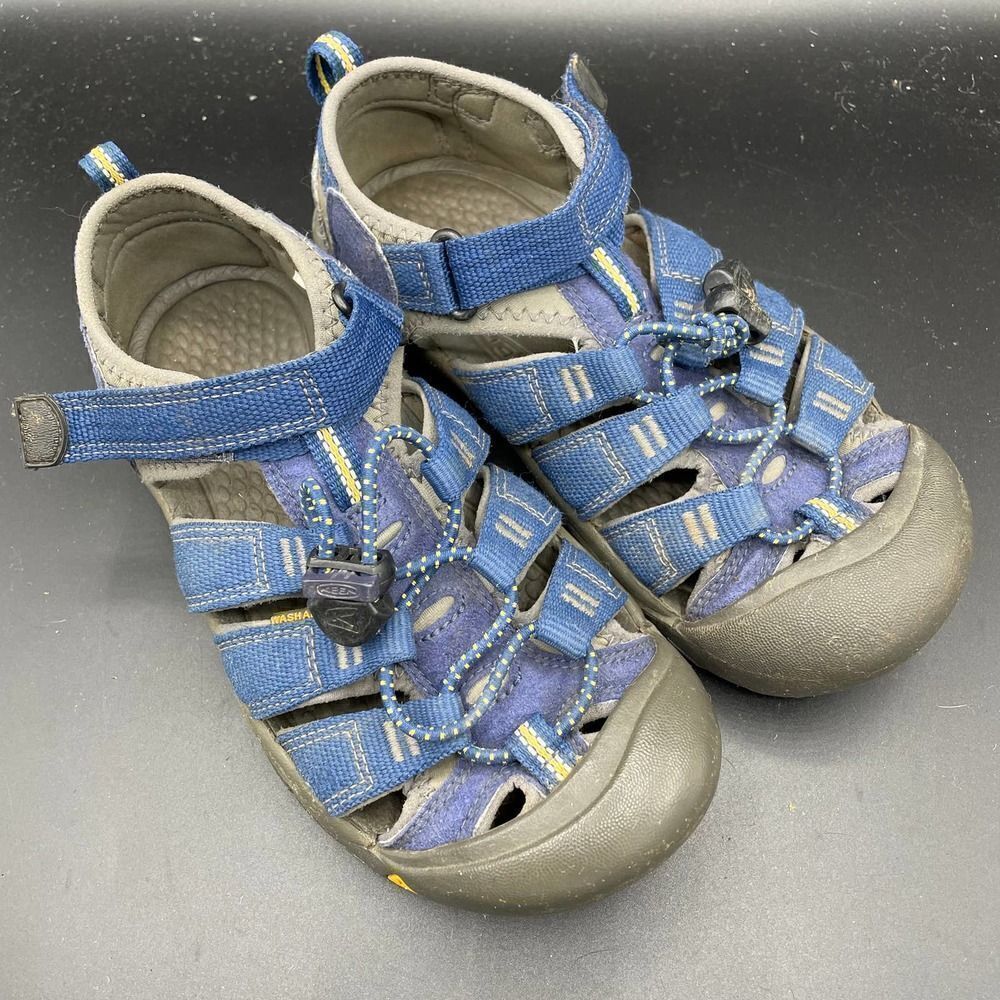 Keen Newport Navy Blue Hiking Trail Washable Outdoor Sandals Youth Size 2